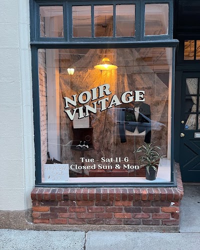 Noir Vintage & Company